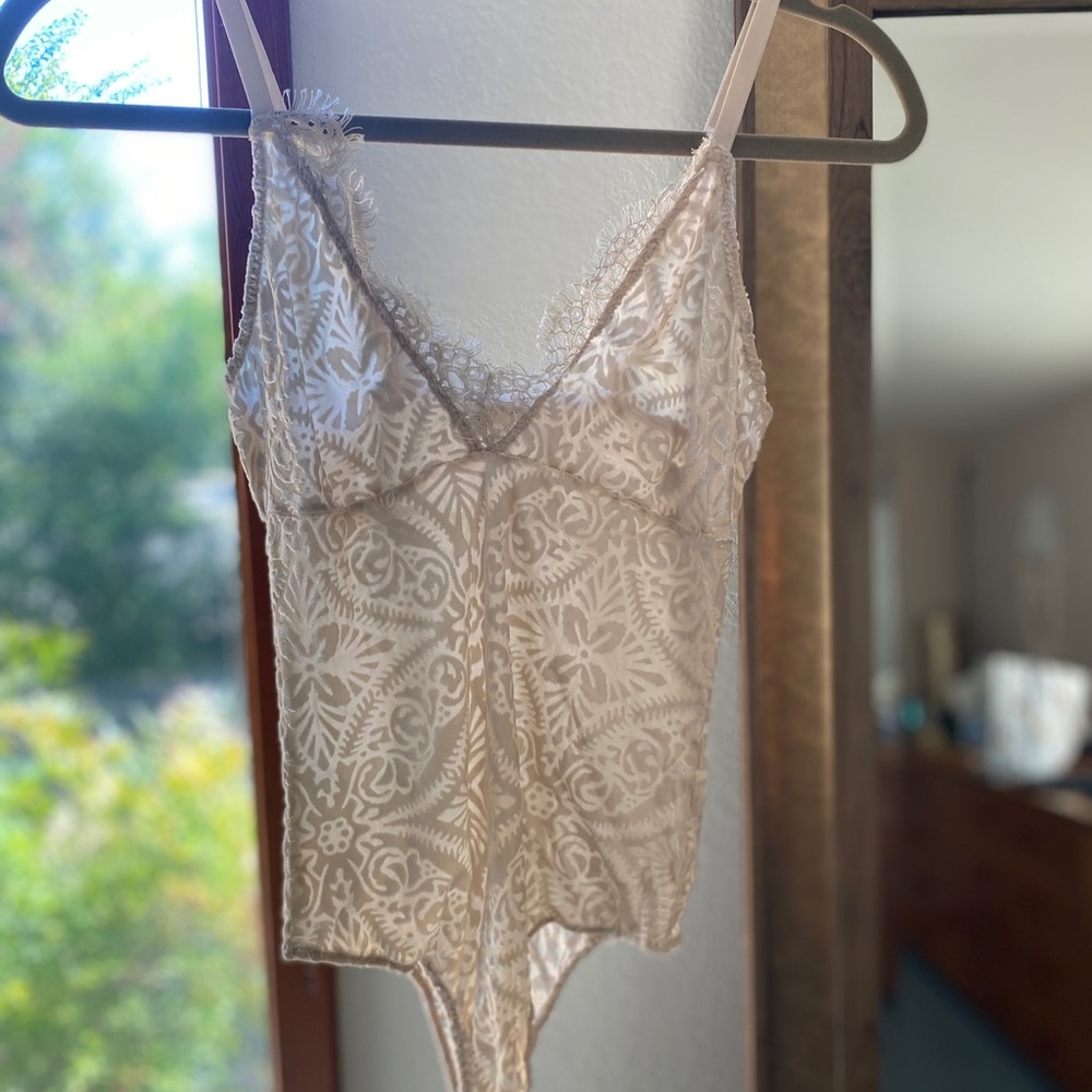 Body suit - Picture 2 of 3